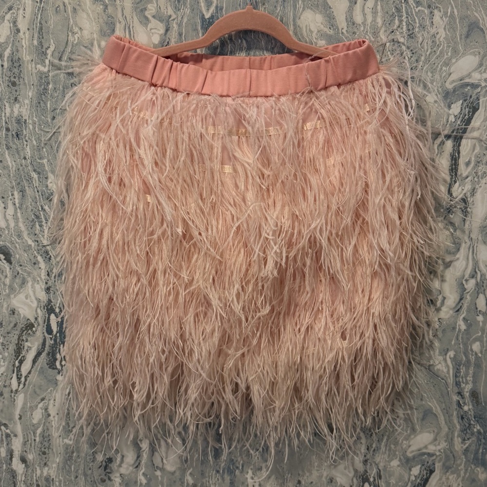 Design Lab Lord & Taylor Pale Pink Feathered Mini Skirt